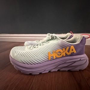 Hoka Rincon 3